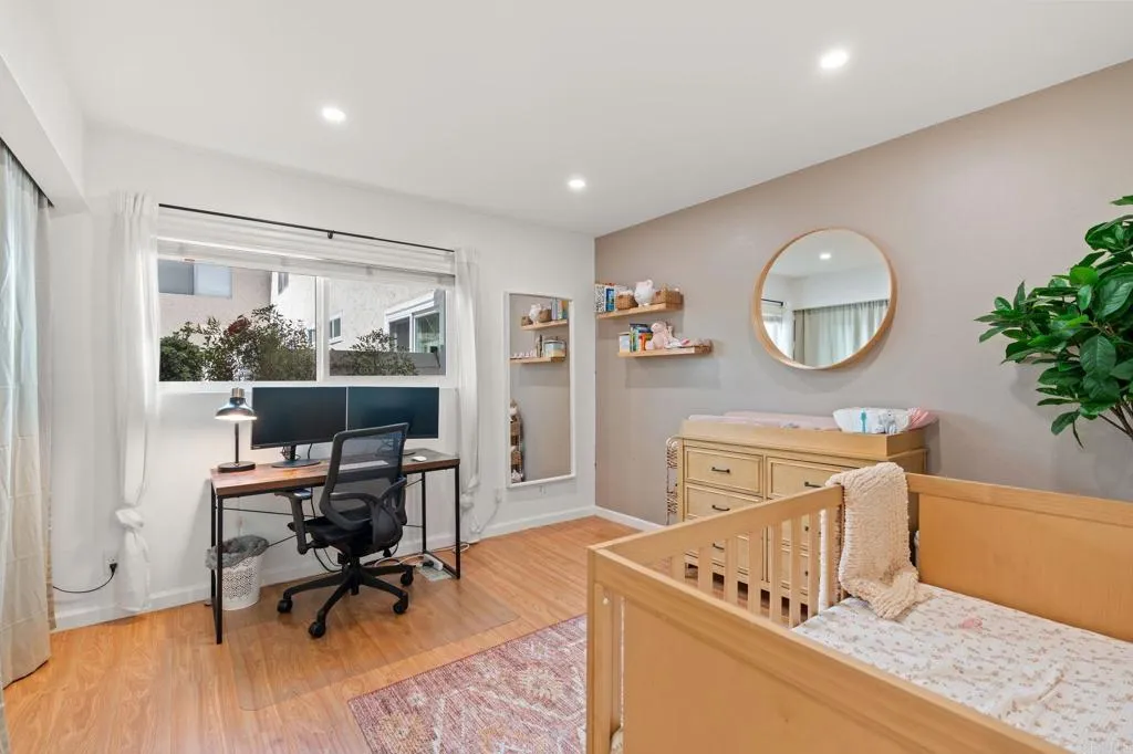 https://cdn.realtyfeed.com/cdn/127/306404814/e03723a4a2cb09dd96feca41013654a8.webp