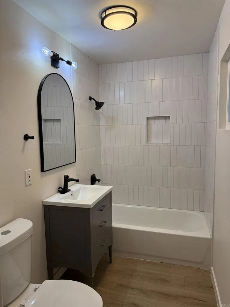 Photo #6: PTP2502376 Listing 