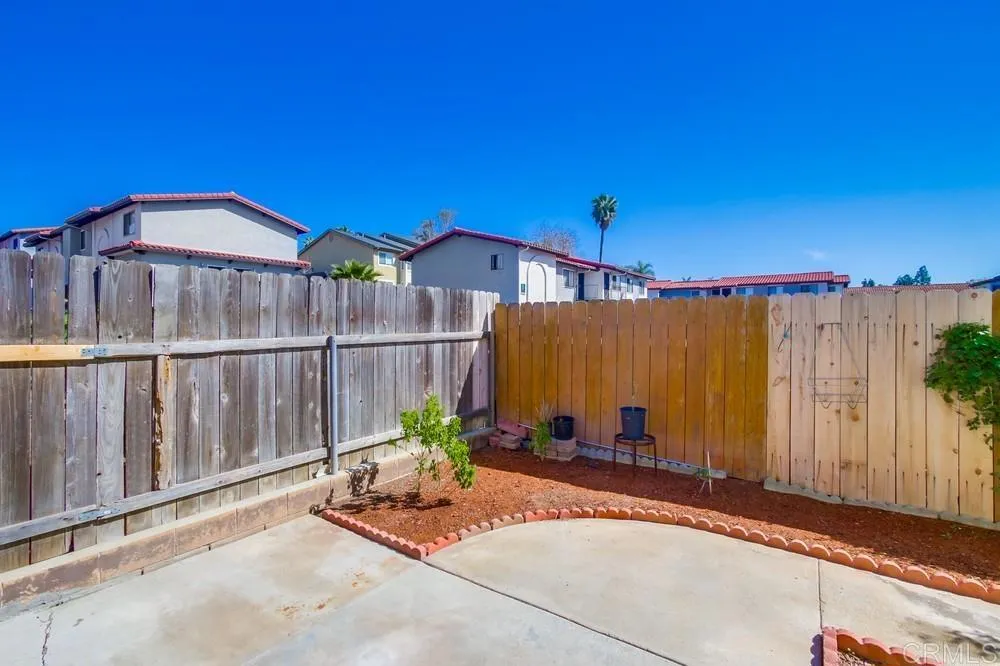 Photo #4: PTP2502377 Listing 