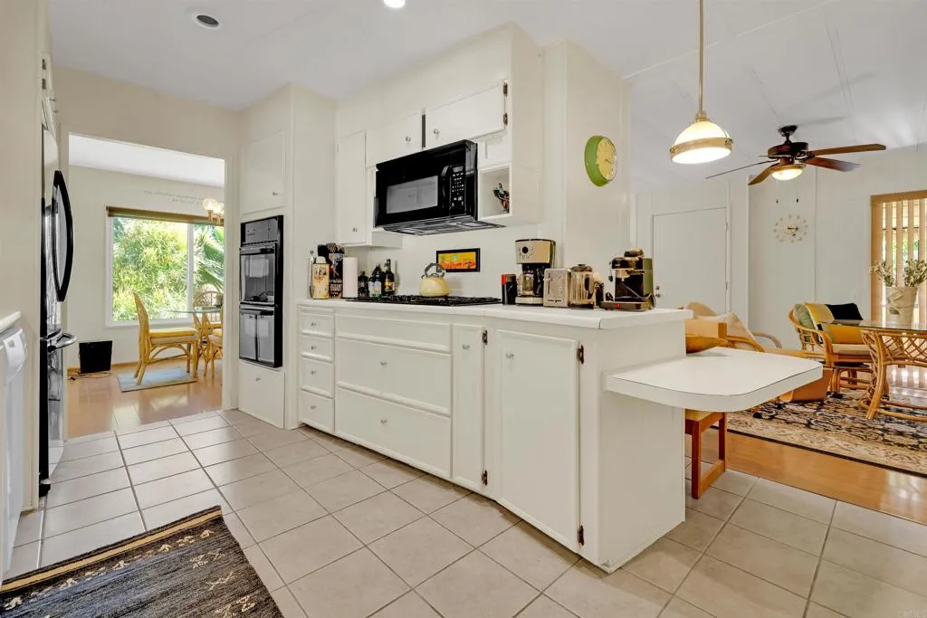 https://cdn.realtyfeed.com/cdn/127/306404953/0f69ab66ee8e1c43bf0a6341b36b9456.webp