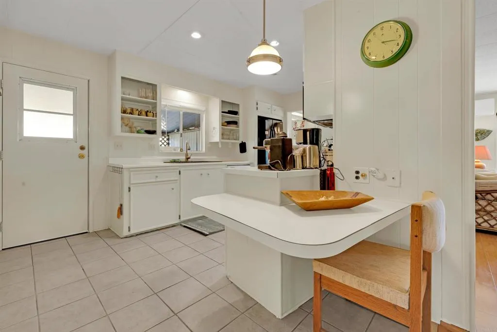 https://cdn.realtyfeed.com/cdn/127/306404953/b1f7abdef5fa724bc6e94e255d7e2a8b.webp