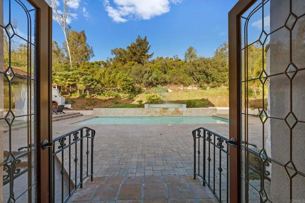https://cdn.realtyfeed.com/cdn/127/306405320/e41bd2e79cf11d5ed11edbcea523df10.webp