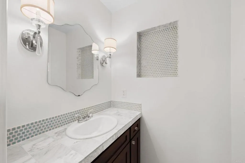 https://cdn.realtyfeed.com/cdn/127/306405320/f8e82f5d60e39d8b9793739232407358.webp