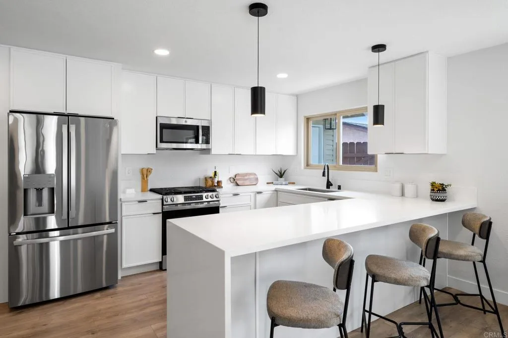 https://cdn.realtyfeed.com/cdn/127/306405920/713923a8332038167927ac29292ff0a6.webp