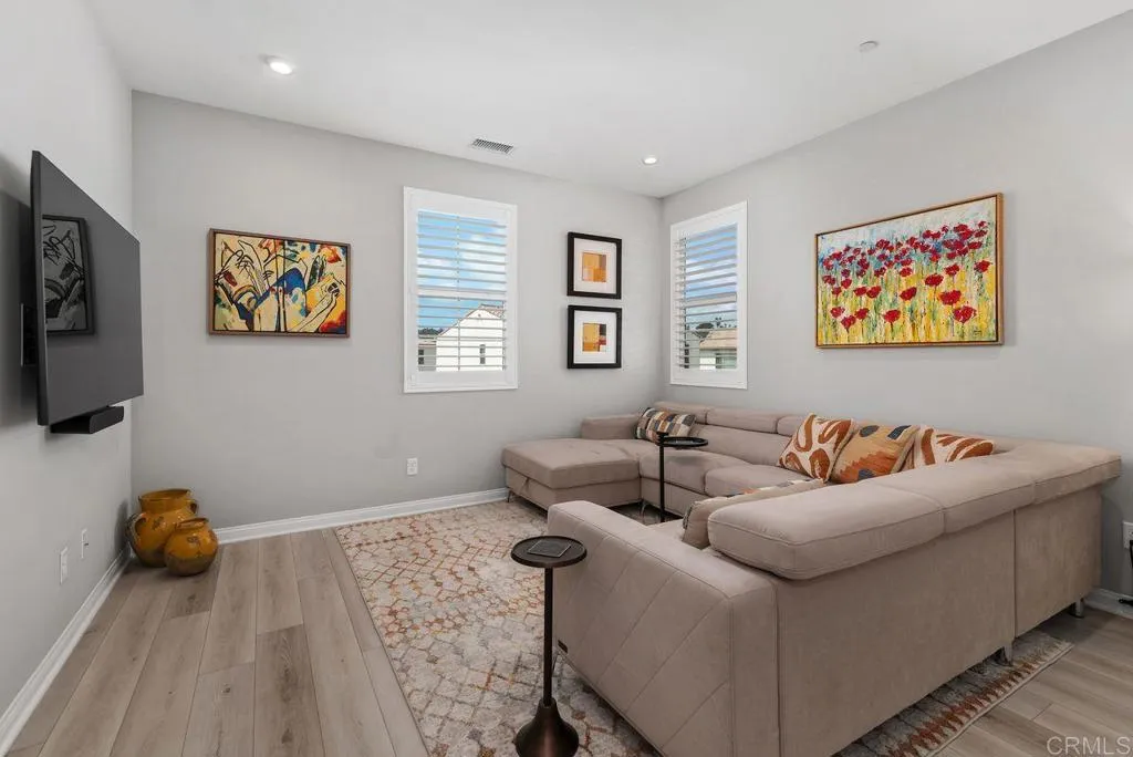 https://cdn.realtyfeed.com/cdn/127/306406127/06e30ab127197c8a868d1345e4461297.webp