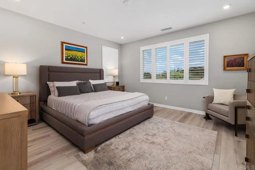 https://cdn.realtyfeed.com/cdn/127/306406127/101212283c1ec7f5089bd583ff33681a.webp