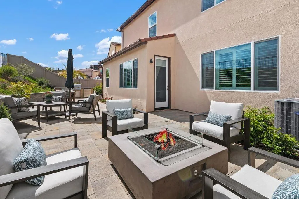 https://cdn.realtyfeed.com/cdn/127/306406127/734aca8c4d4957309cd643a8ed635b68.webp