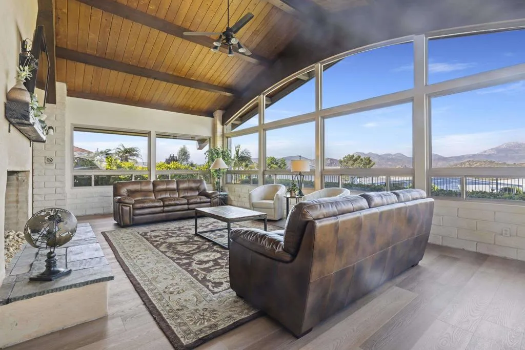 https://cdn.realtyfeed.com/cdn/127/306406260/02bd738fd7f68e6251806ee92ef2683c.webp
