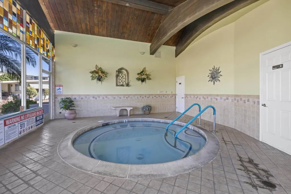 https://cdn.realtyfeed.com/cdn/127/306406260/9f69849673ee254b3e22ee971a1ad952.webp