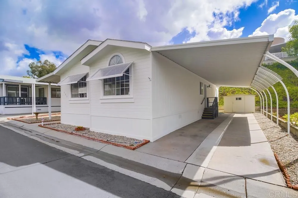https://cdn.realtyfeed.com/cdn/127/306406260/b961e75fc1d4f4012c2acd48b8f50fa6.webp