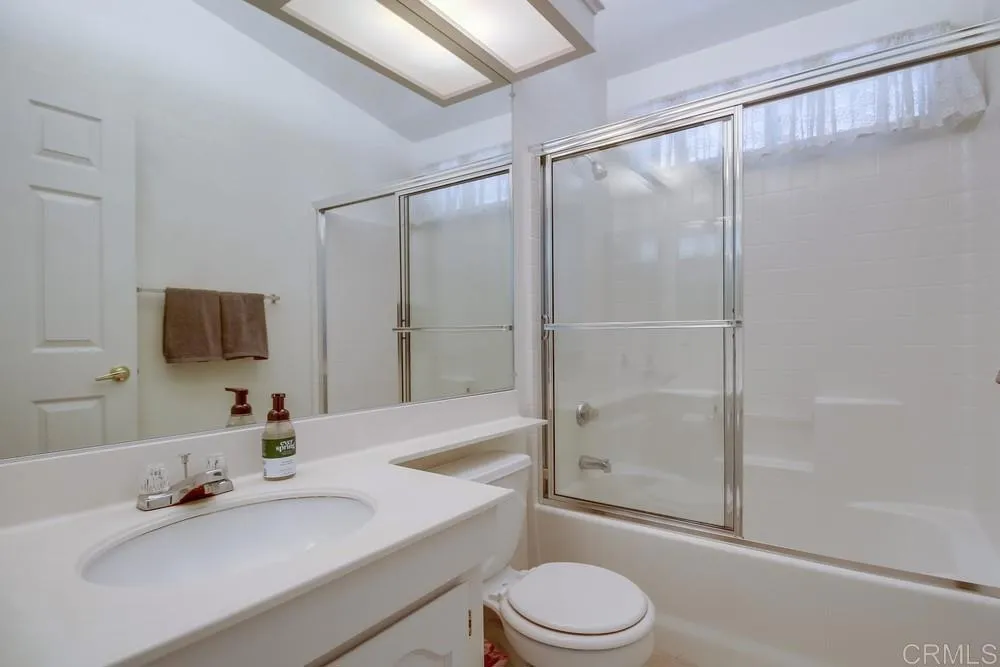 https://cdn.realtyfeed.com/cdn/127/306406260/e5c4051b555de161f04979deba3ad198.webp