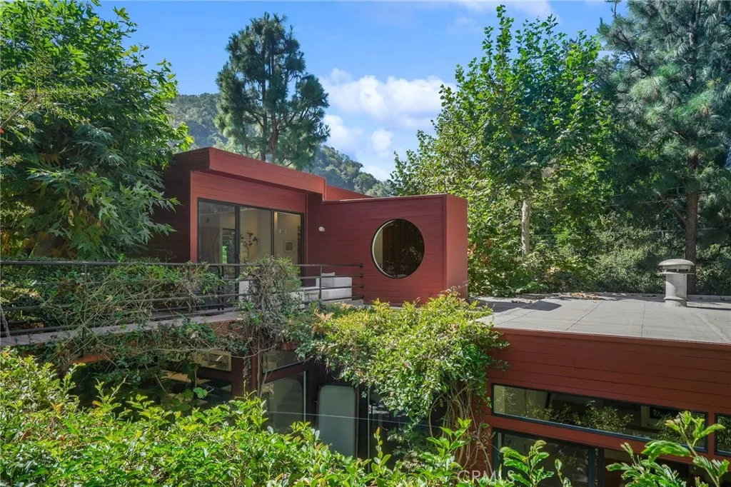 9955  Westwanda Drive