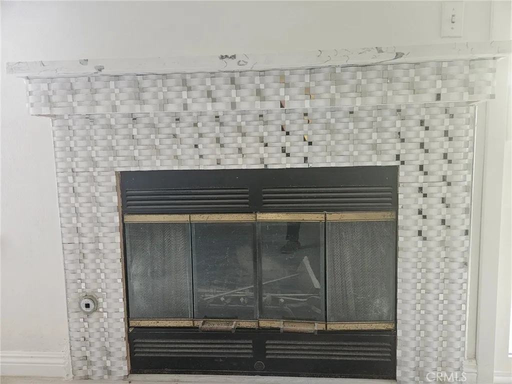 Photo #3: WS25074196 Listing 