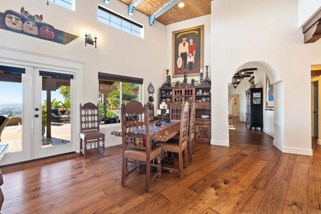 https://cdn.realtyfeed.com/cdn/127/306406674/411ba759bb9265dd8dc89afea4786a14.webp
