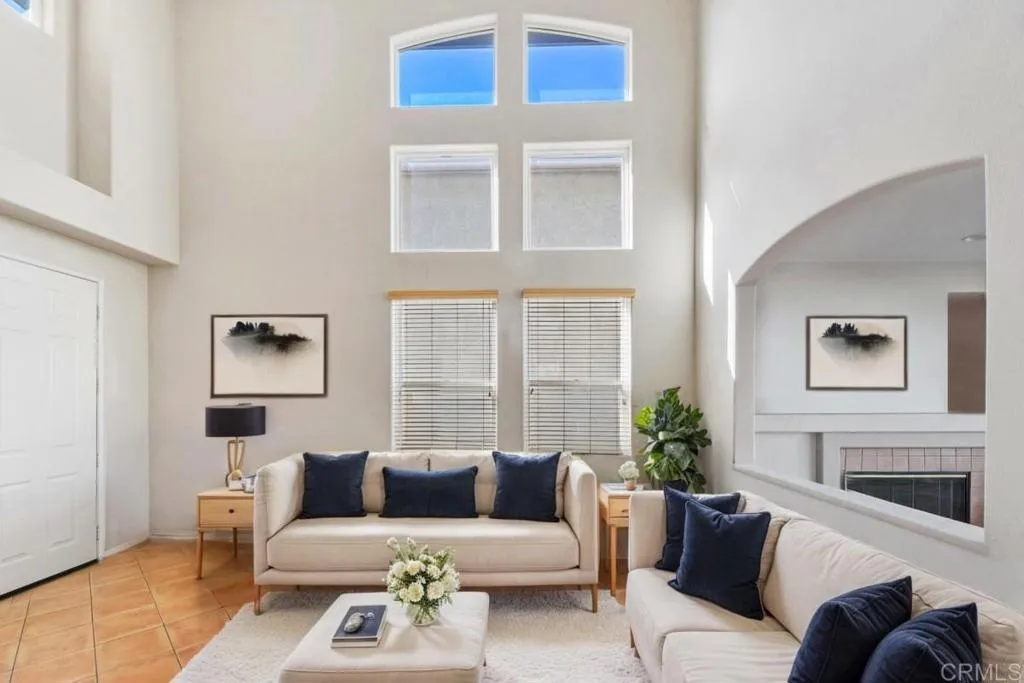 https://cdn.realtyfeed.com/cdn/127/306407179/8b13ded51760e285dc45d18351c872e5.webp
