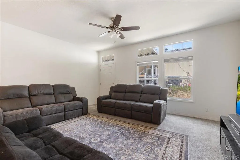 https://cdn.realtyfeed.com/cdn/127/306407420/62e378ccae38b8522b771861ed34adcf.webp