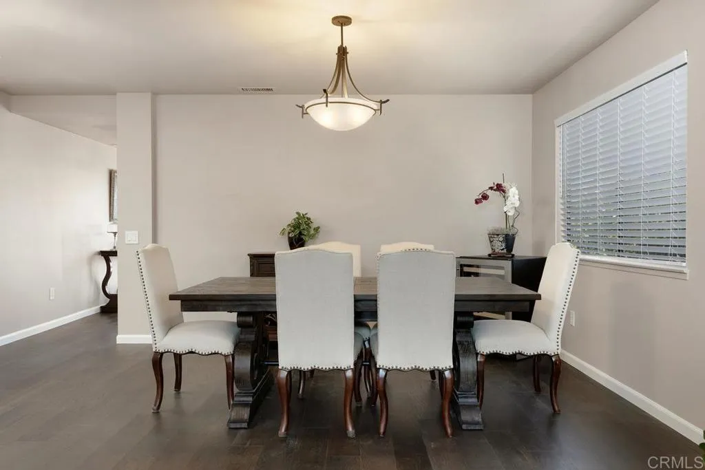 https://cdn.realtyfeed.com/cdn/127/306407421/a138e08d10ea77d973a7e3bc4cec0afa.webp