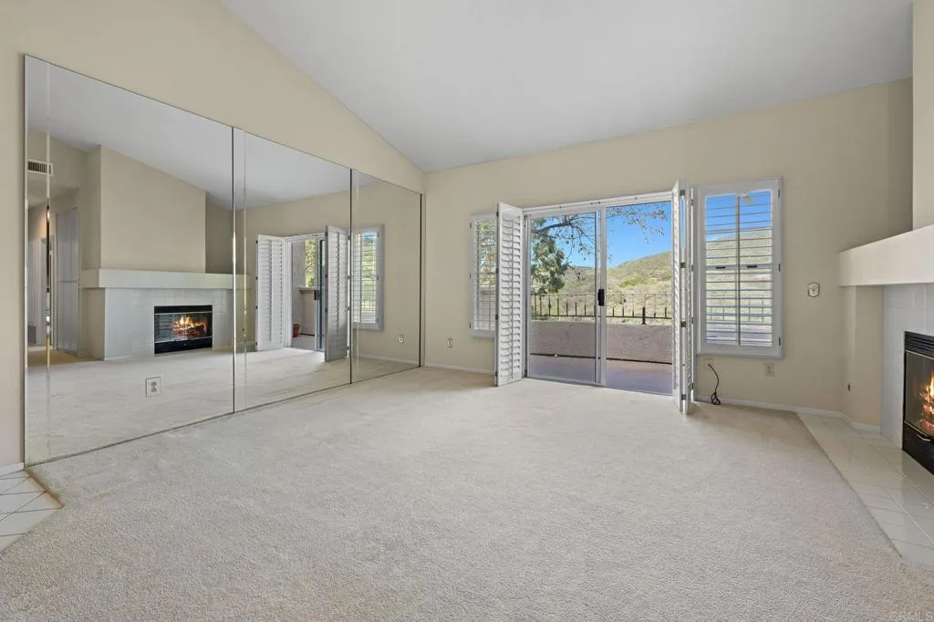 https://cdn.realtyfeed.com/cdn/127/306407423/2346a96ffc76197df29ff2c546b1dc31.webp