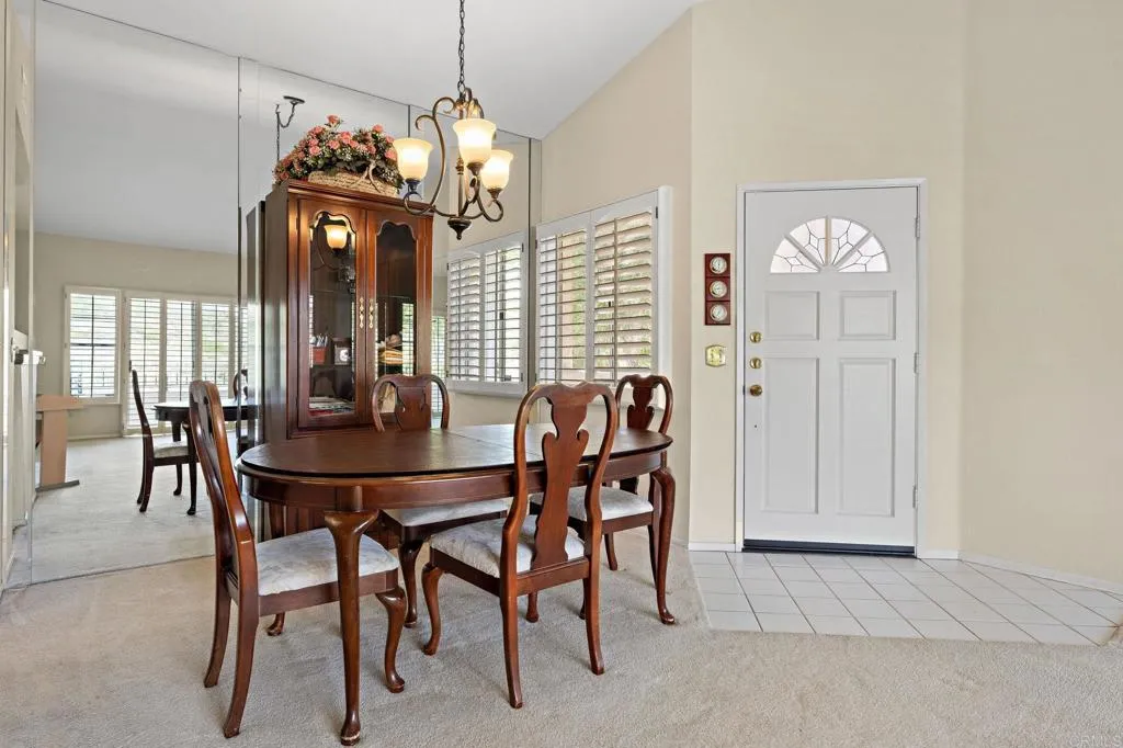 https://cdn.realtyfeed.com/cdn/127/306407423/7ecae420713afe0fb4f1e0bcf6d4cb0c.webp