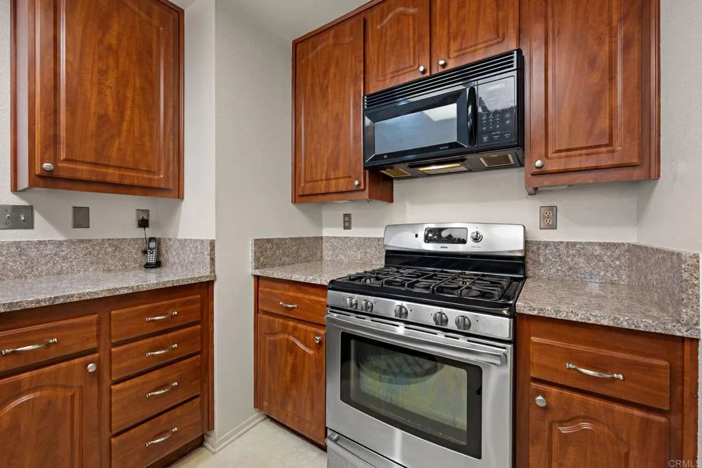 https://cdn.realtyfeed.com/cdn/127/306407423/7f61632bbe86118daa3b2ec8890178c7.webp