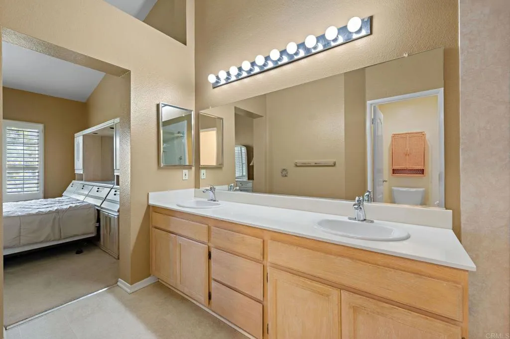 https://cdn.realtyfeed.com/cdn/127/306407423/9e902fbcf0d45cb661adb2a03317f1d1.webp