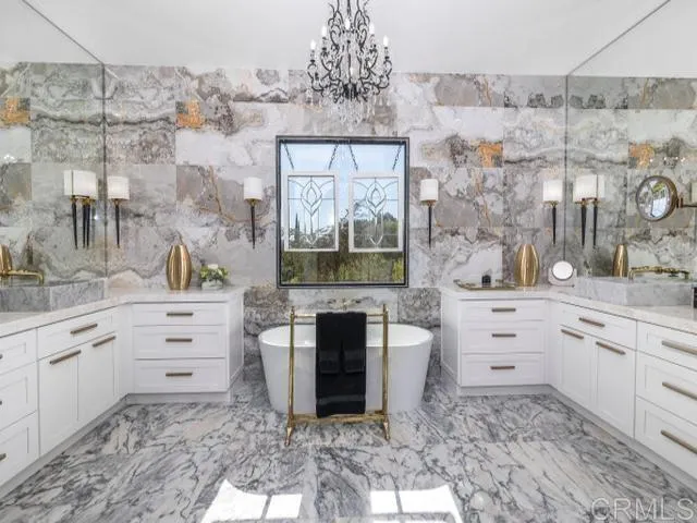 https://cdn.realtyfeed.com/cdn/127/306407453/bc1159432eeb94774769603302d537f7.webp