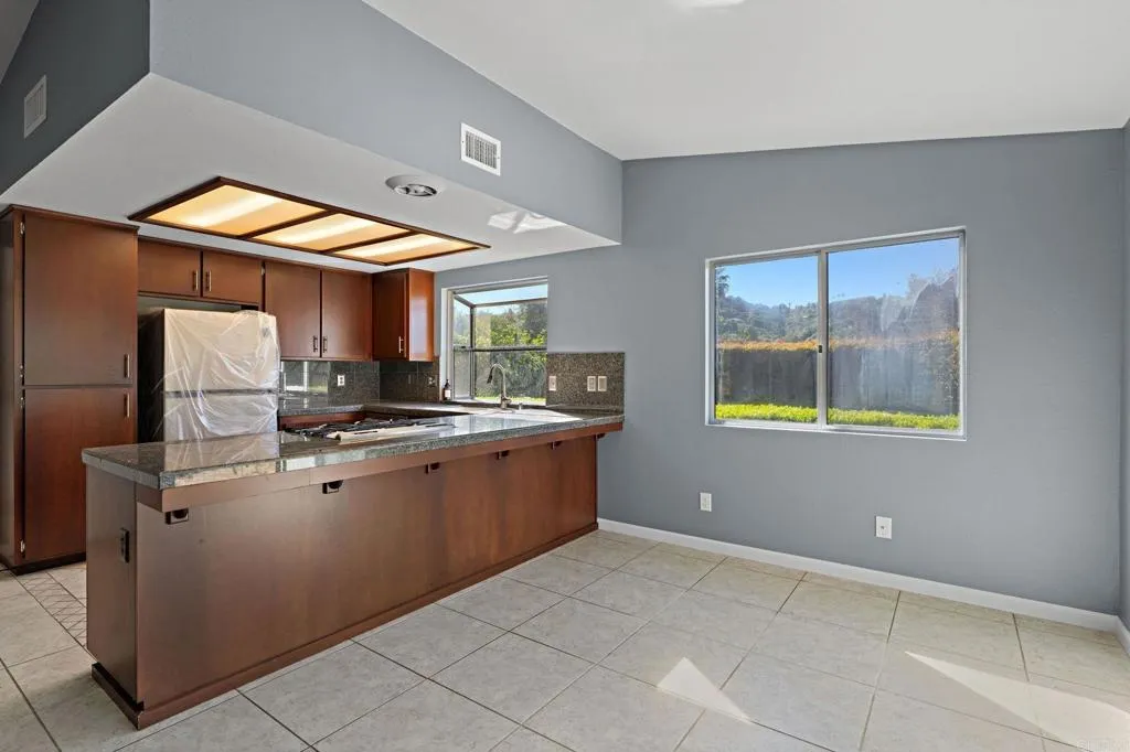 https://cdn.realtyfeed.com/cdn/127/306407454/1add5a8eb9f3dfdfb0ae5546a5c2e17f.webp