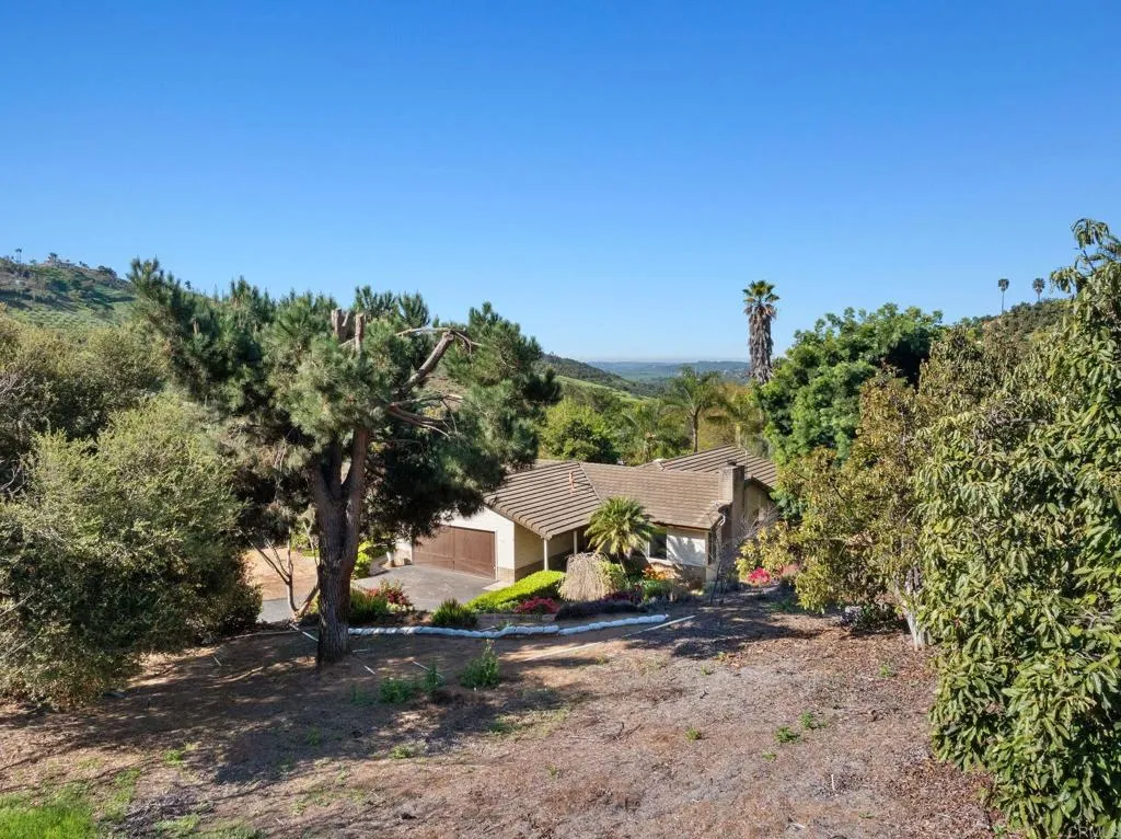 https://cdn.realtyfeed.com/cdn/127/306407454/fc38f73ba3a59ce4ea3147fbc3a15050.webp