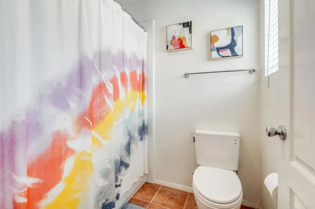 https://cdn.realtyfeed.com/cdn/127/306407637/a7902158fe24e38bab481c6a43975a39.webp