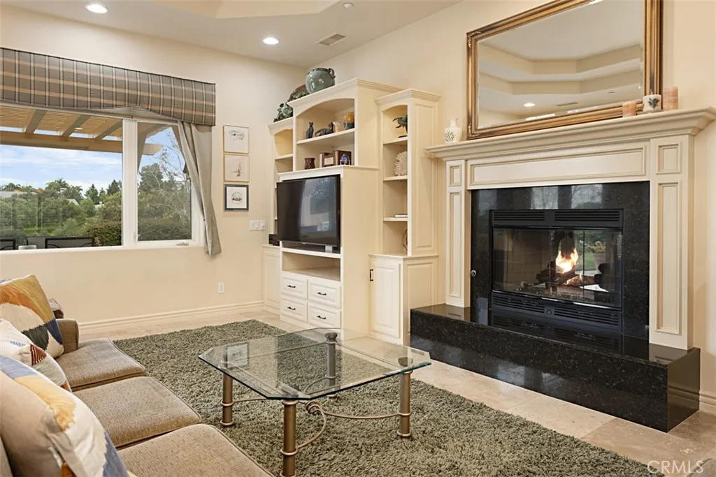 https://cdn.realtyfeed.com/cdn/127/306407689/82e9d1b12078f77db5ab7b4fcf17b886.webp