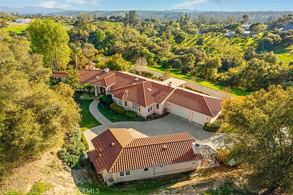 https://cdn.realtyfeed.com/cdn/127/306407689/a099912d3f629a9545d87864c80c16b9.webp