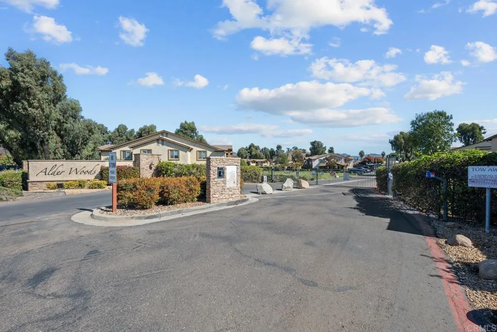 https://cdn.realtyfeed.com/cdn/127/306407906/0e4eafbc6ddae69d7e57cf8944ca5223.webp