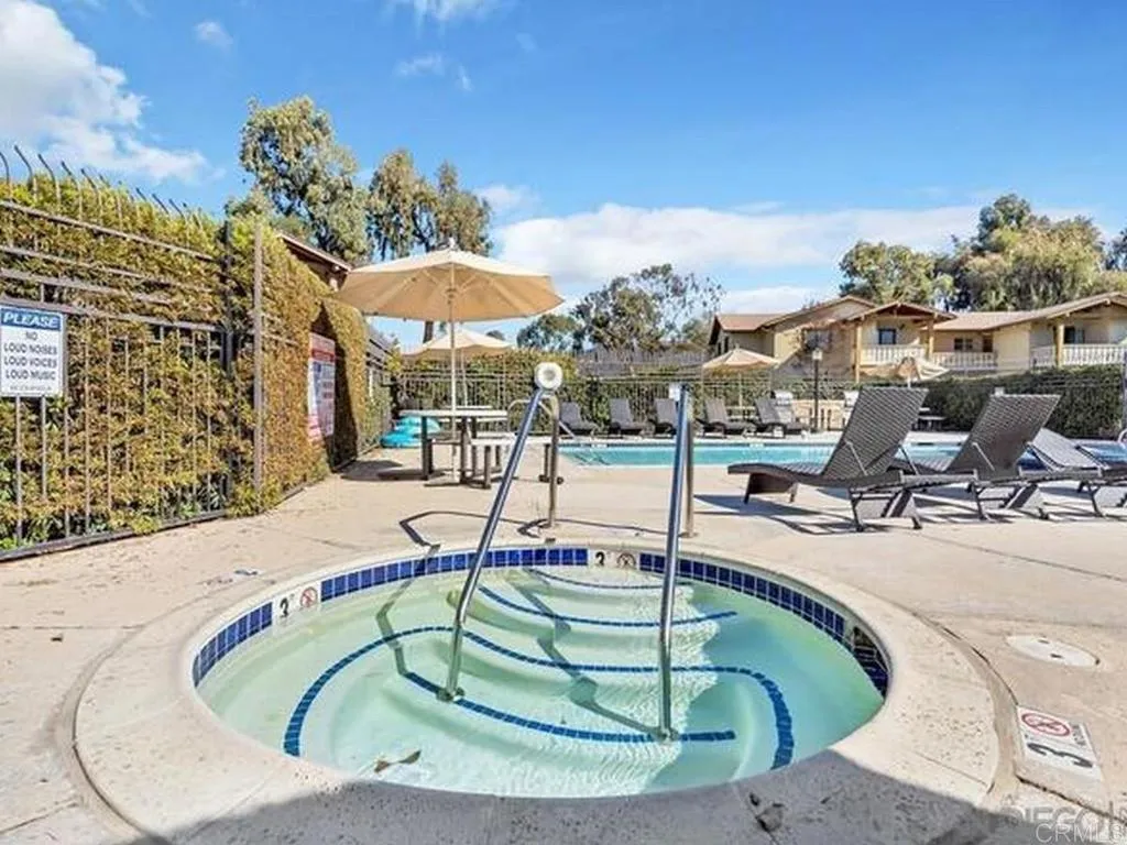 https://cdn.realtyfeed.com/cdn/127/306407906/9697bdf6703c20ab39b9b6e67b52b861.webp