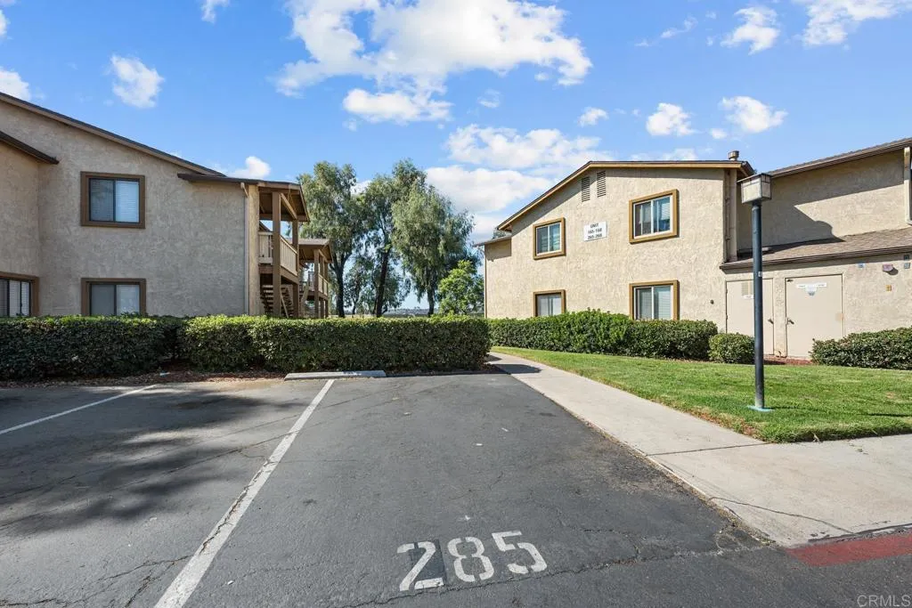 https://cdn.realtyfeed.com/cdn/127/306407906/eac7e7be570955c7777a9e1055b56437.webp