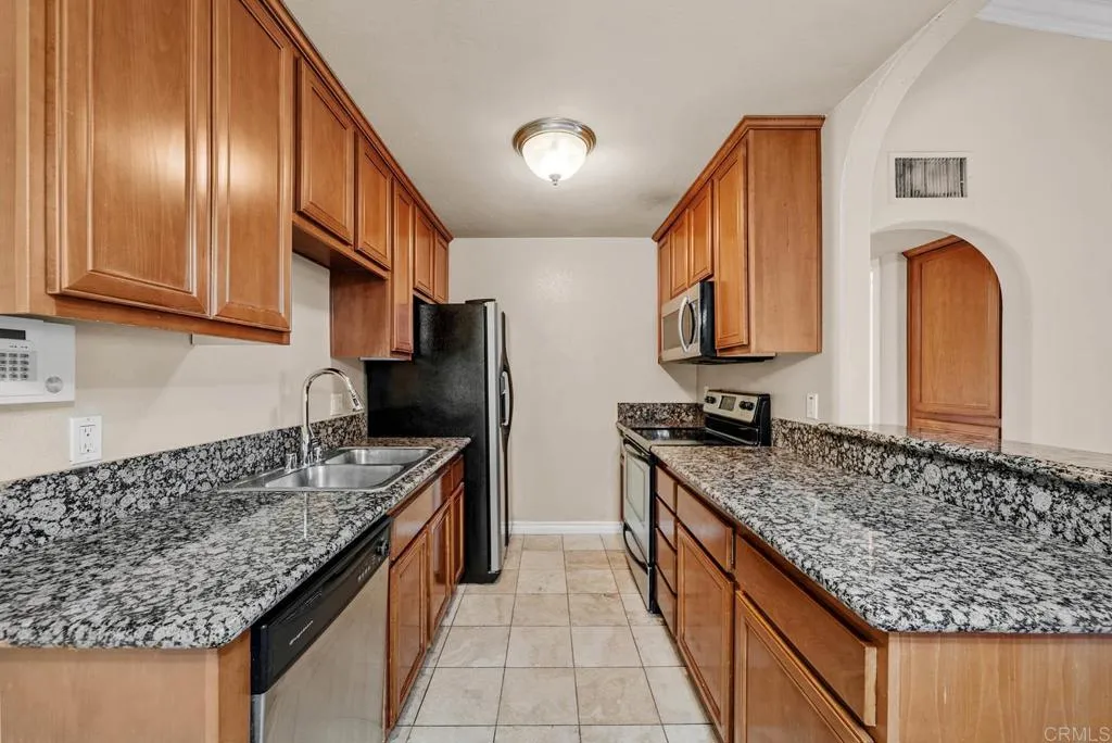 https://cdn.realtyfeed.com/cdn/127/306407970/041090363f81bb0296f9312811c2a6d0.webp