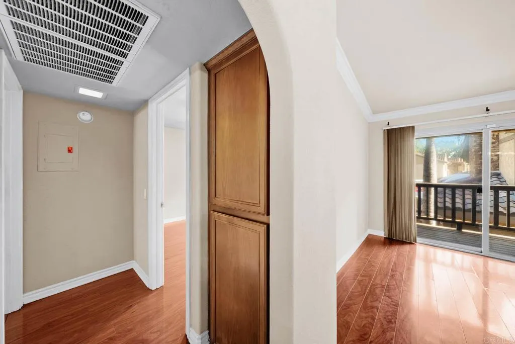 https://cdn.realtyfeed.com/cdn/127/306407970/b0d4fb09b85372f3abdf31d96c4fa7d5.webp