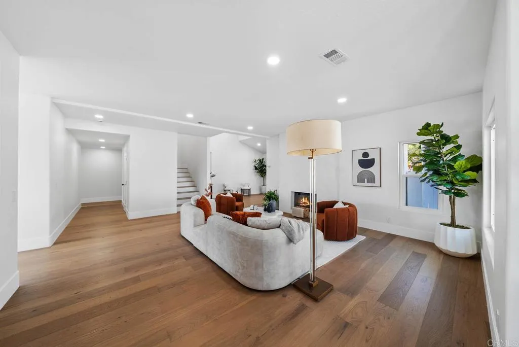 https://cdn.realtyfeed.com/cdn/127/306407971/25f5e7f2764fbd885c51fb903722467e.webp