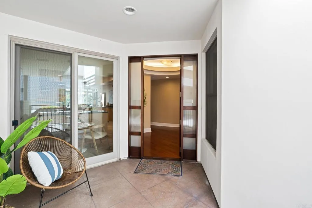 Photo #5: PTP2502459 Listing 