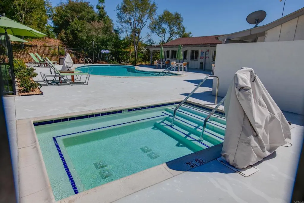 https://cdn.realtyfeed.com/cdn/127/306408552/1e591b41b4c95a3b5bab87df6b3f1914.webp