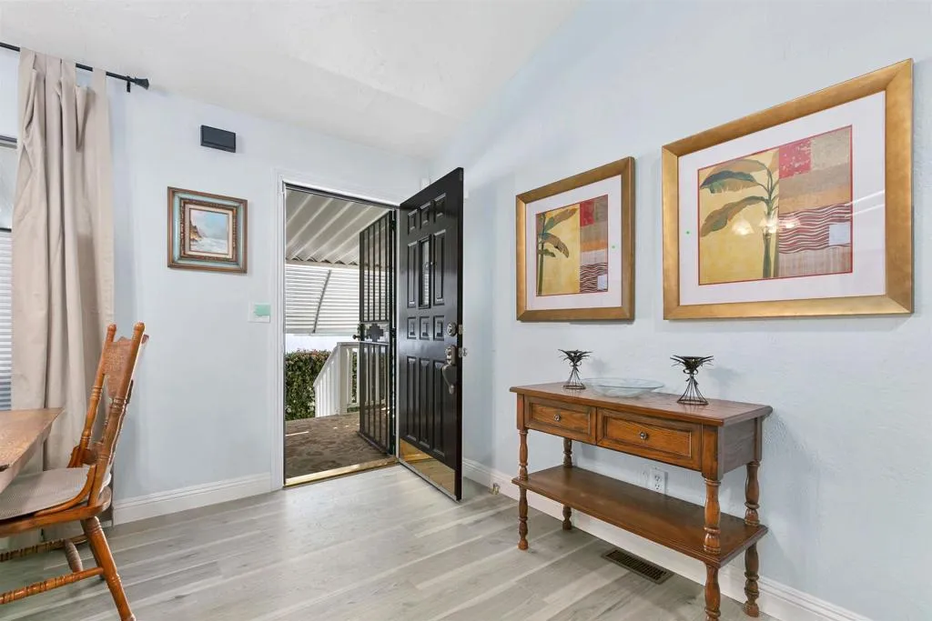 https://cdn.realtyfeed.com/cdn/127/306408552/674d04db6aba3fa94c21c1498d3a13b0.webp