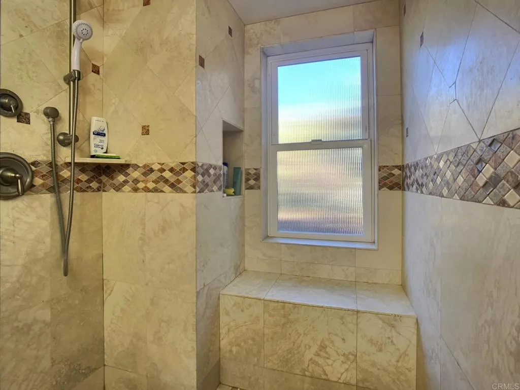 https://cdn.realtyfeed.com/cdn/127/306408560/ca3a7becdb0e00e37f97d22e692b0210.webp