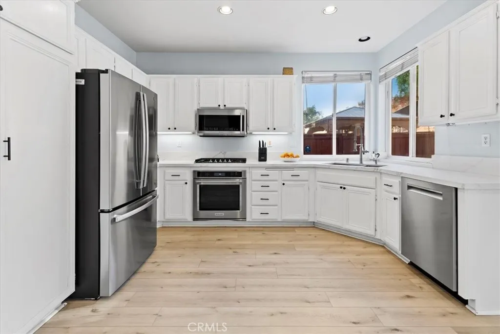https://cdn.realtyfeed.com/cdn/127/306408648/7da71ec46e2d95bedfb558f7a6b6a97e.webp