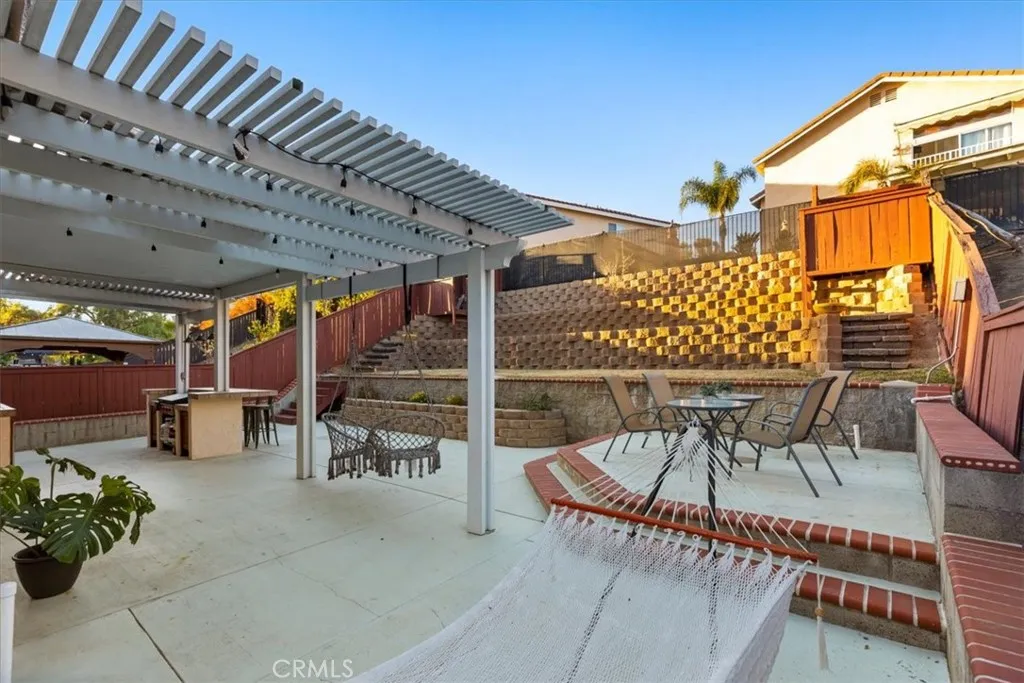 https://cdn.realtyfeed.com/cdn/127/306408648/ece6a99e2e84ba0e6d961c24b845e0c5.webp