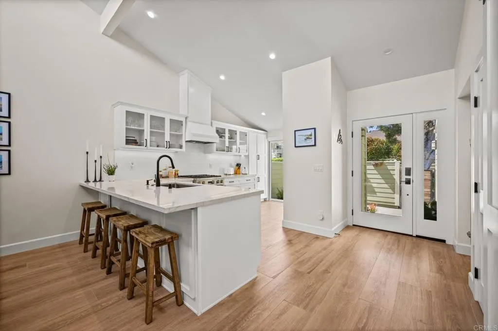 Photo #4: NDP2503363 Listing 