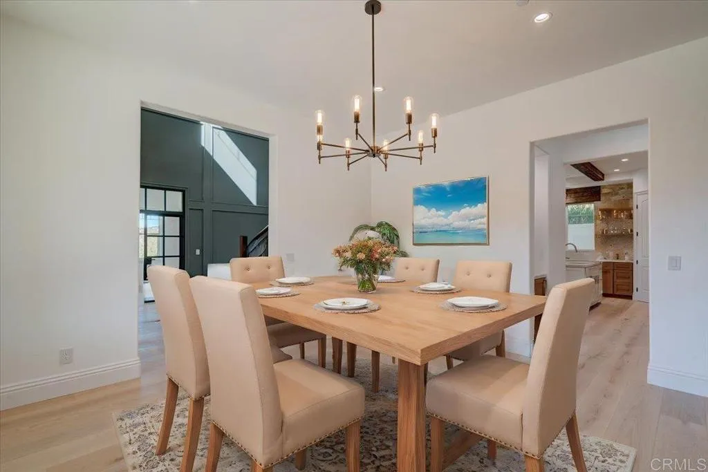 https://cdn.realtyfeed.com/cdn/127/306408978/3bba1e3f1fa81b5078896896246aa424.webp