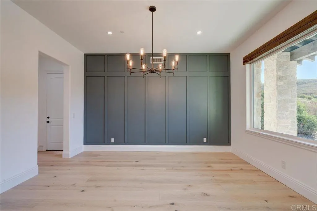 https://cdn.realtyfeed.com/cdn/127/306408978/bf1f36681bc4f763f81367f26989472d.webp
