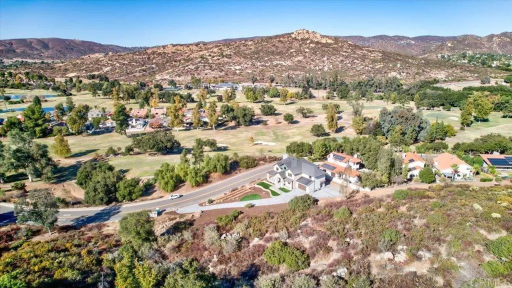 https://cdn.realtyfeed.com/cdn/127/306408978/ea9c5a60f682121e845f7e4ede92e59b.webp