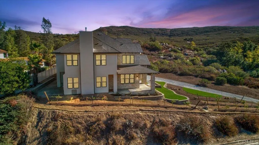 https://cdn.realtyfeed.com/cdn/127/306408978/f236127ebb66fa6ca765d36150778a8d.webp