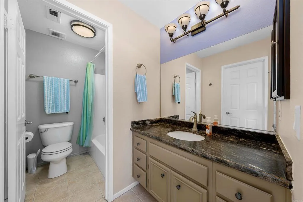 https://cdn.realtyfeed.com/cdn/127/306409606/96002fccf0e6feee6dbe239f6b70c01c.webp