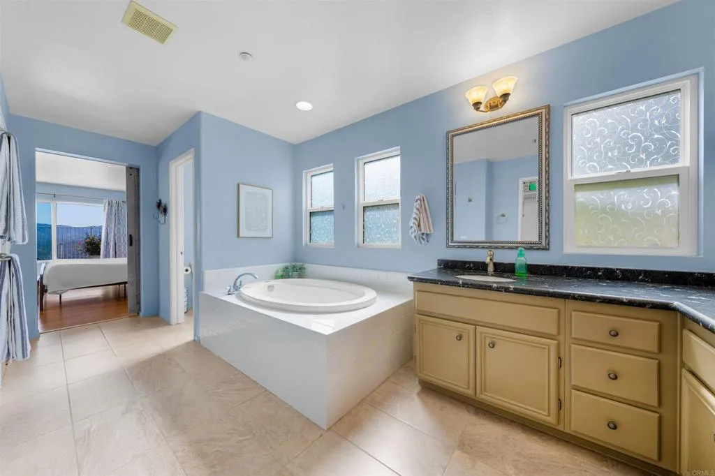 https://cdn.realtyfeed.com/cdn/127/306409606/ad6612fd3a64c93e7d045a1008c511bf.webp